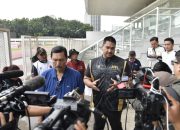 Ketua Umum PB PASI Luhut Binsar Pandjaitan Yang Hadir Ikut Memberikan Tanggapan Mengenai Time Trial Zohri