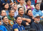 Menpora Dito Nampak Menikmati Jalannya laga Timnas Basket Indonesia vs Australia