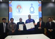 Menpora Dito Tandatangani MoU Dengan Ephorus HKBP Robinson Butarbutar
