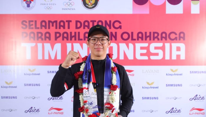 Meski Gagal Raih Medali, Bernard van Aert Jadi Pertama Yang Wakili Indonesia di Cabor Sepeda