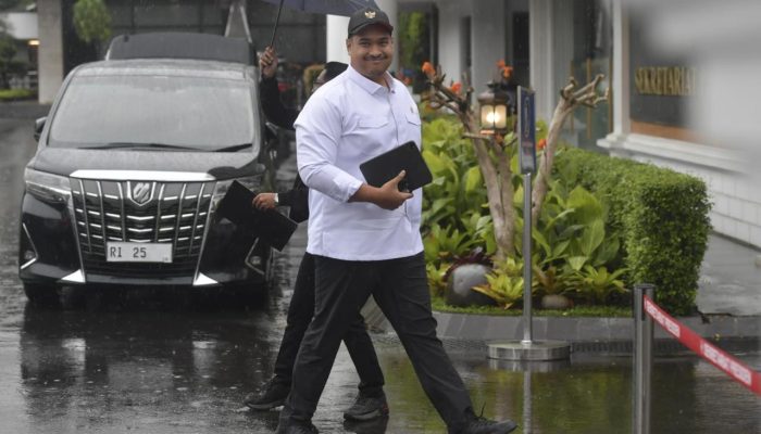 Menpora Dito Luncurkan Gerakan Indonesia Bugar untuk Pelajar SD: Dorong Budaya Olahraga Sejak Dini