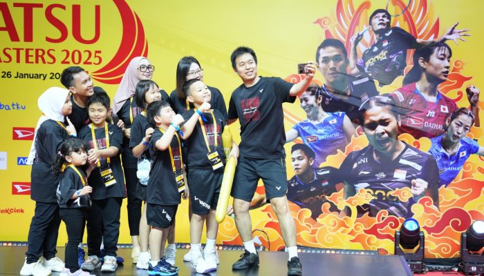 Hendra Setiawan dan Mohammad Ahsan Resmi Pensiun, The Daddies Gelar Moment of Honor di Istora GBK