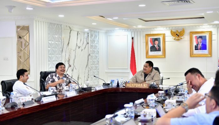 Menpora Dito Apresiasi Program Pengembangan Talenta Sepak Bola Muda KKS di Jakarta