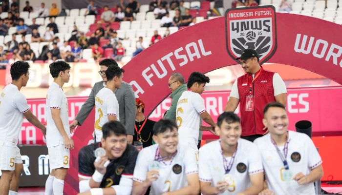 Menpora Dito Ariotedjo Apresiasi Prestasi Timnas Futsal Indonesia Raih Runner Up 4NWS 2025