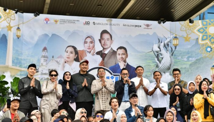 Menpora Dito Ariotedjo Lepas Mudik Gratis MS Glow 2025 untuk 500 Pemudik