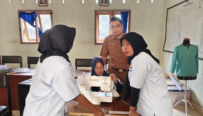 Desa Semoyang Gelar Pelatihan Menjahit, Dorong Kemandirian dan Ekonomi Lokal