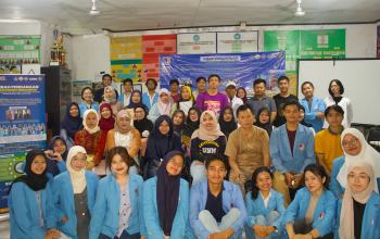 BEM Universitas Nusa Mandiri Gelar Pelatihan Website RW Smart Hub untuk Warga Jatiwaringin