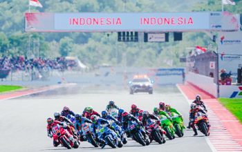 Marco Bezzecchi Juara Sprint Race Mandalika, Marquez Finis di Posisi Ketujuh