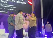 IARMI Kukuhkan Jenderal (Purn) Djamari Chaniago sebagai Anggota Kehormatan melalui Penyematan Baret Ungu